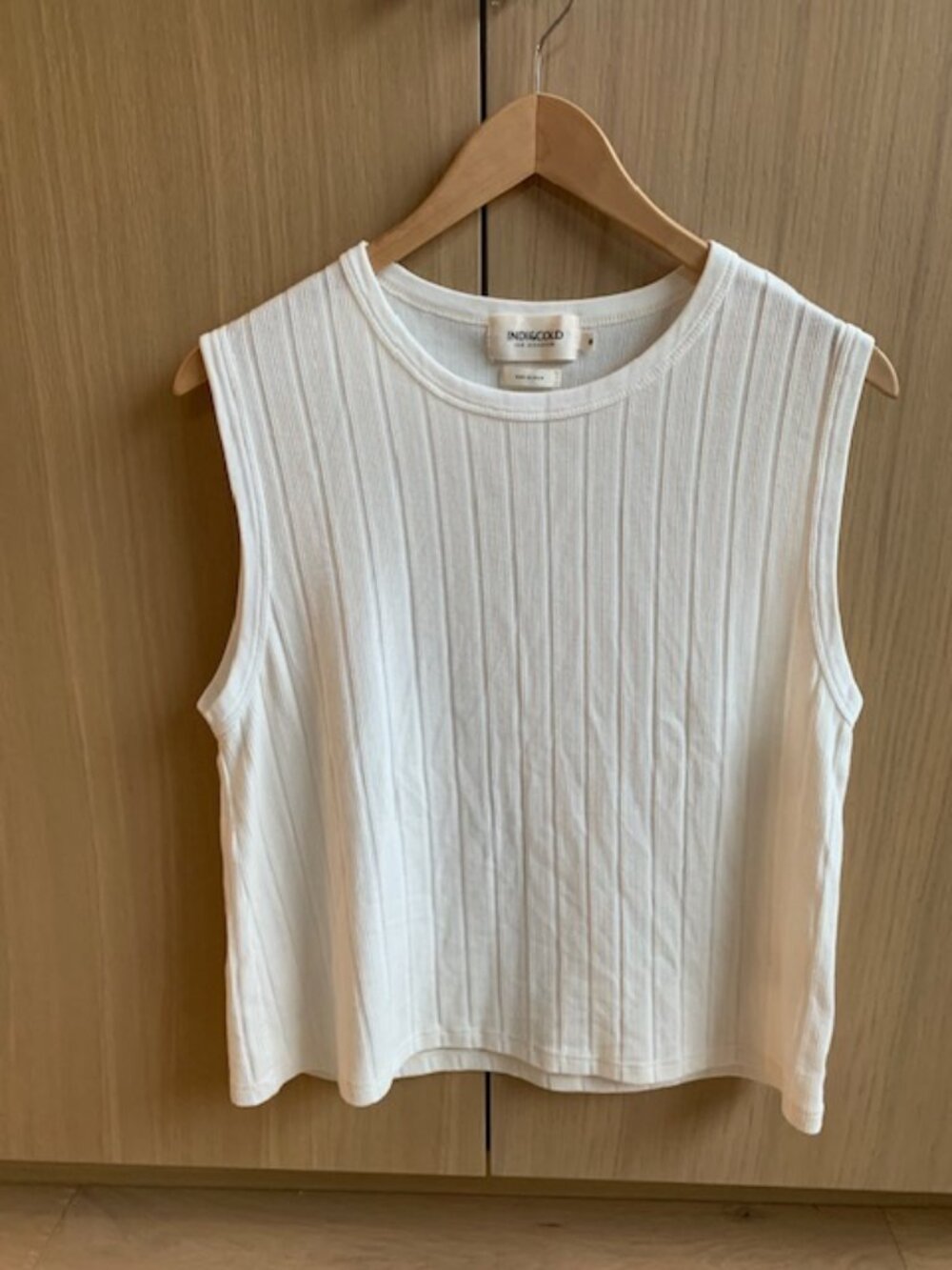 Indi & Cold off-white tank